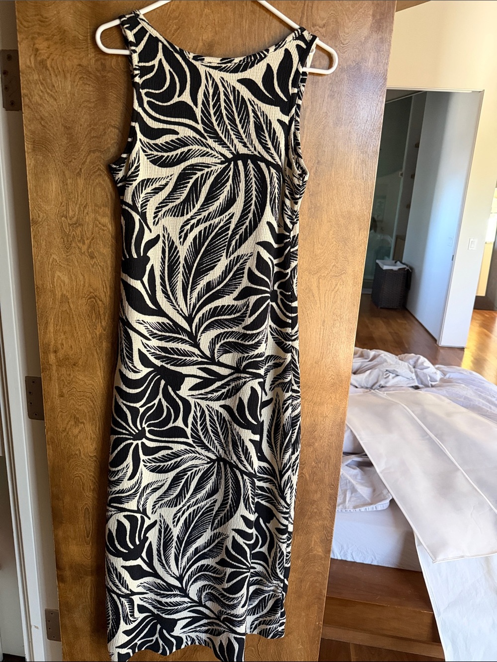 Black & Cream Leaf-Print Tank Dress - Picture 5 of 5